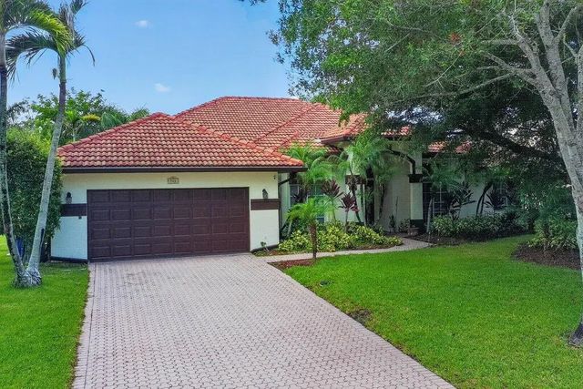 2 of 32 - 913 Sw Lighthouse Drive, Palm City, FL