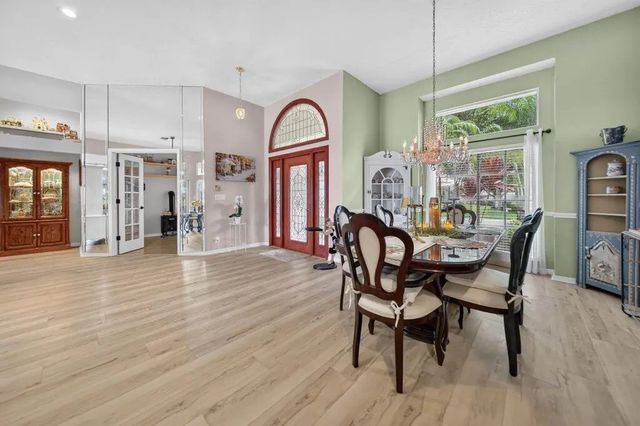 5 of 32 - 913 Sw Lighthouse Drive, Palm City, FL