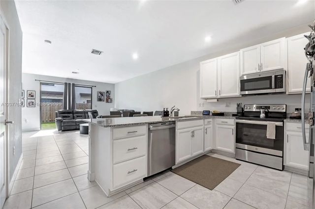 2 of 29 - 23357 Sw 110th Court, Homestead, FL