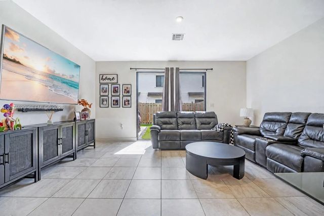 5 of 29 - 23357 Sw 110th Court, Homestead, FL