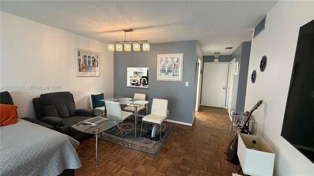 4 of 17 - 233 Ne 14th Avenue #205, Hallandale Beach, FL