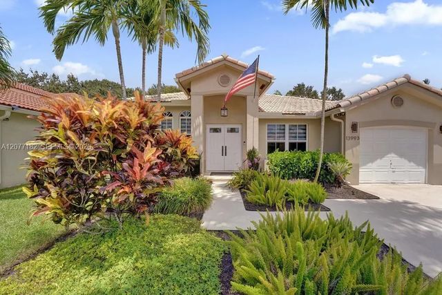13993 N Cypress Cove Circle, Davie