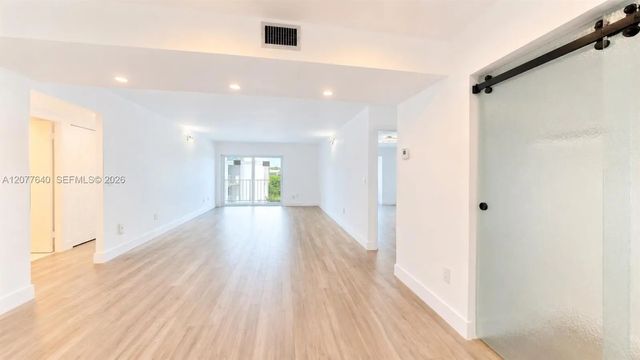 7745 Sw 86th Street #d-323, Miami