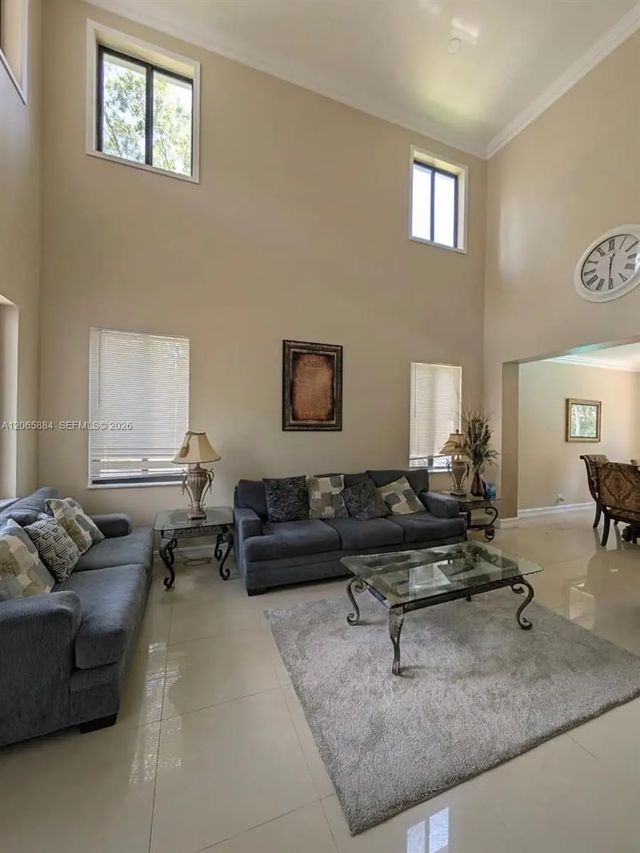 5 of 38 - 1073 Allamanda Way, Weston, FL