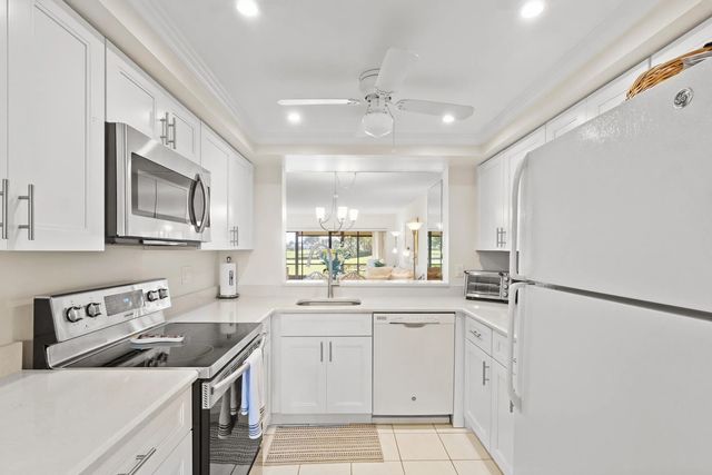 3 of 37 - 5186 Golfview Court #1913, Delray Beach, FL
