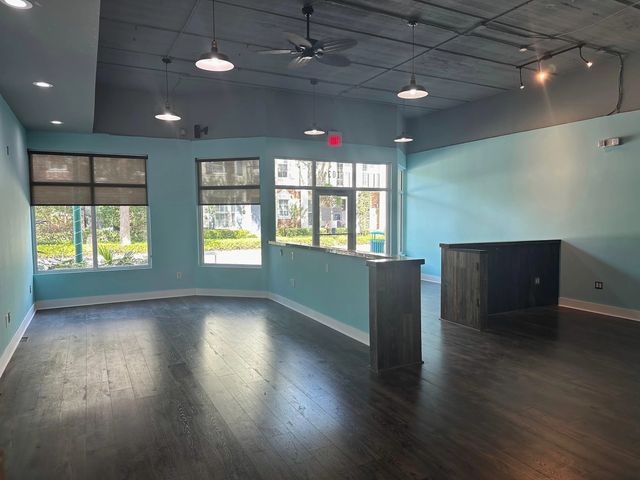 2 of 10 - 325 Ne 2nd Avenue #103, Delray Beach, FL