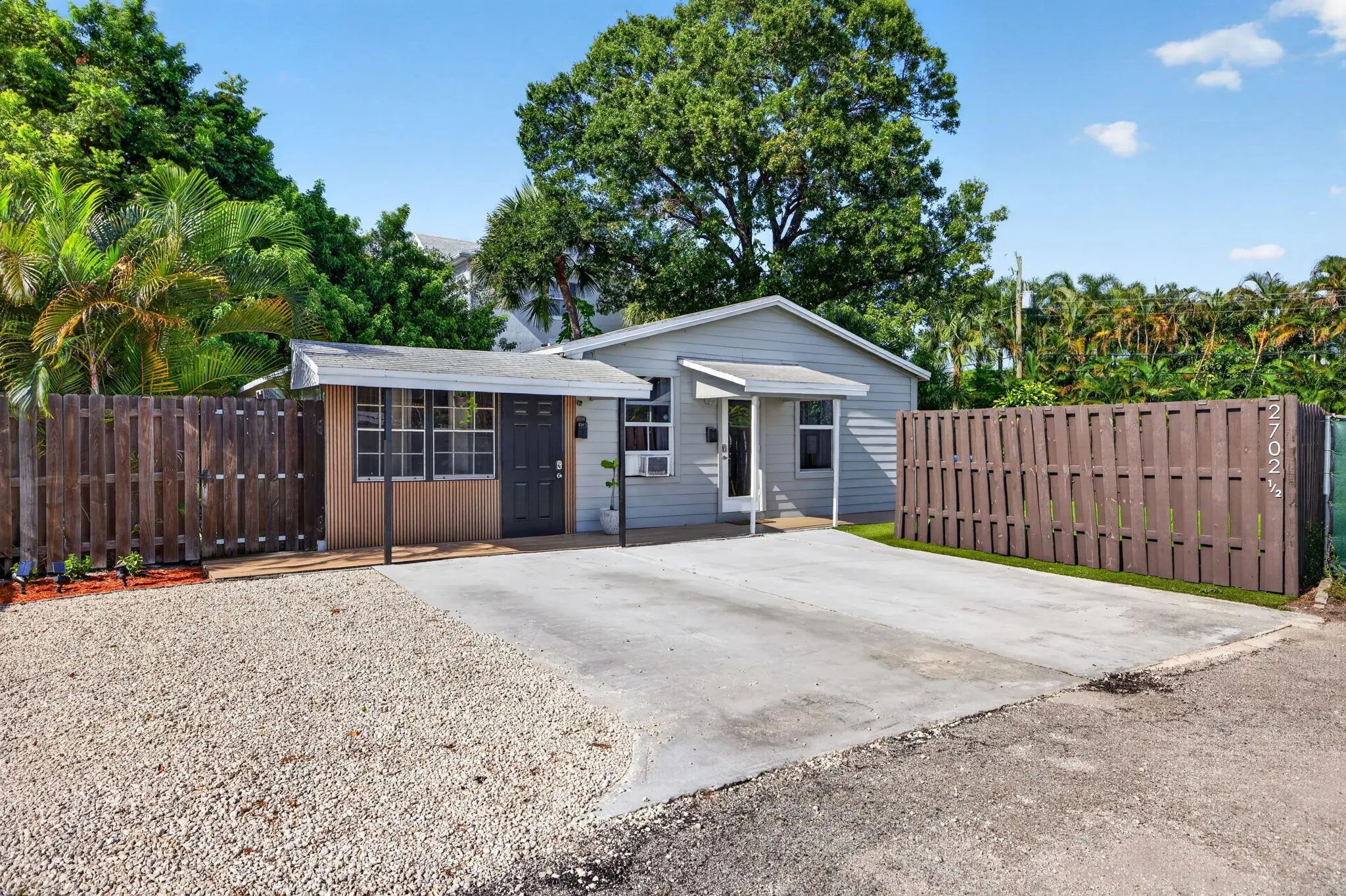 2702 Ne 9th Avenue #1/2, Wilton Manors