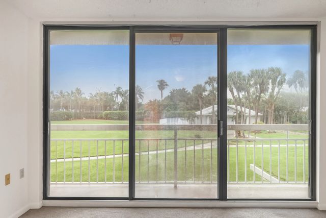 4 of 24 - 2621 Village Boulevard #203, West Palm Beach, FL