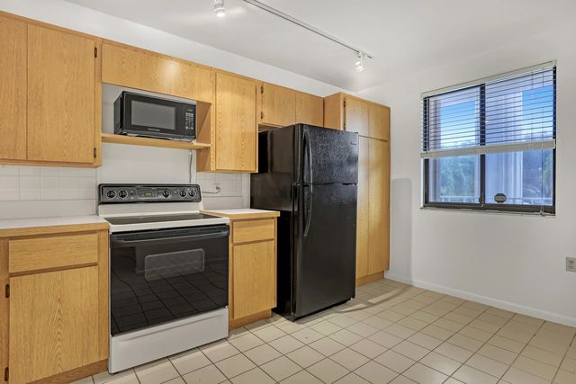 5 of 24 - 2621 Village Boulevard #203, West Palm Beach, FL