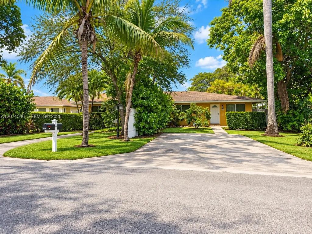 5801-5805 Sw 61st Street, Miami
