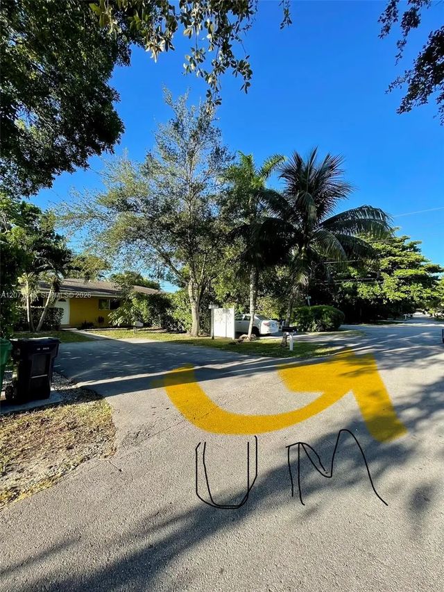 3 of 28 - 5801-5805 Sw 61st Street, Miami, FL