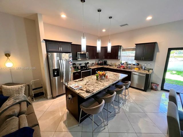 5 of 17 - 9271 Nw 16th Street, Pembroke Pines, FL