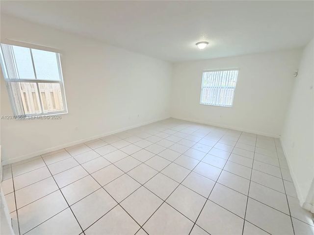 3 of 40 - 2405 Nw 131st Circle, Miami, FL