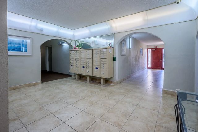 3 of 18 - 4047 Nw 16th Street #307, Lauderhill, FL