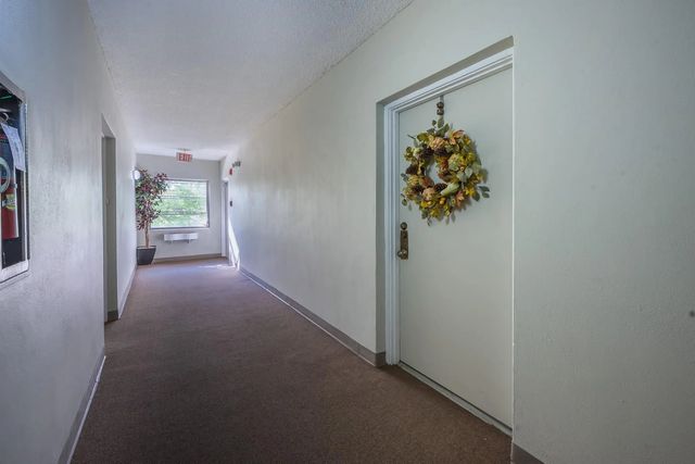 4 of 18 - 4047 Nw 16th Street #307, Lauderhill, FL