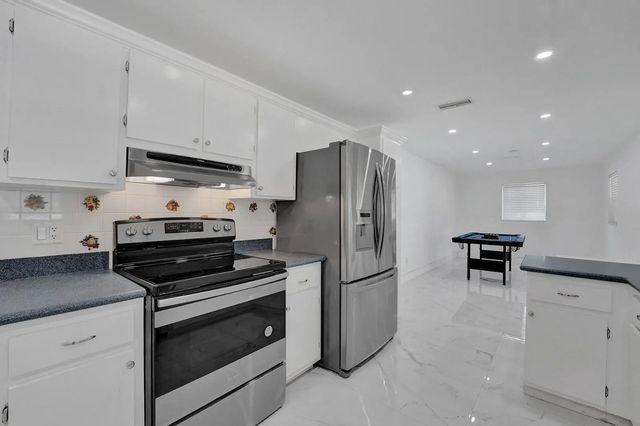 5 of 49 - 2109 Nw 87th Terrace, Coral Springs, FL