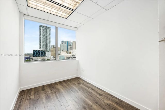 3 of 41 - 150 Se 2nd Avenue #1010, Miami, FL