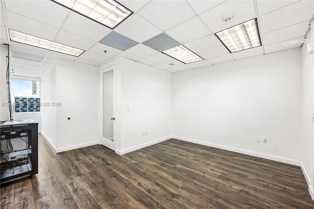 5 of 41 - 150 Se 2nd Avenue #1010, Miami, FL