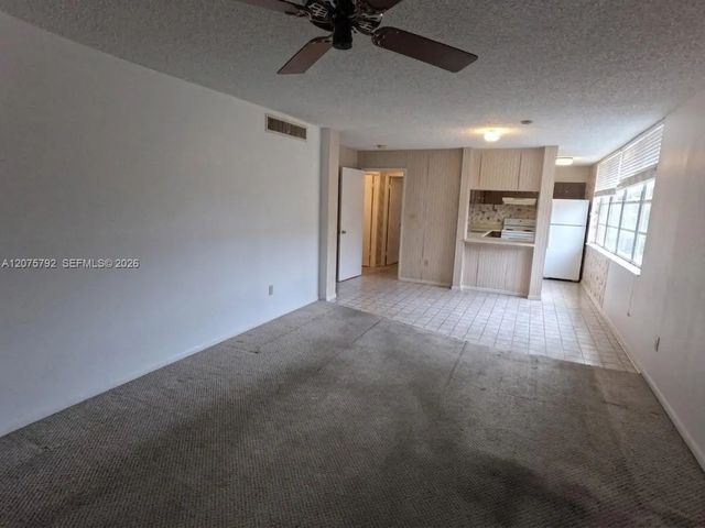 4 of 17 - 9400 Live Oak Place #205, Davie, FL