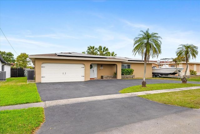 2 of 47 - 10661 Nw 27th Court, Sunrise, FL