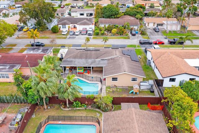 4 of 47 - 10661 Nw 27th Court, Sunrise, FL