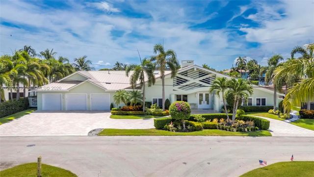 2 of 26 - 2820 Ne 44th Street, Lighthouse Point, FL