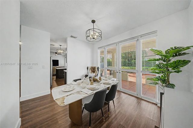 5 of 28 - 13868 Sw 38th Terrace, Miami, FL