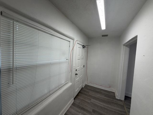 5 of 24 - 1224 Sw 1st Avenue, Fort Lauderdale, FL