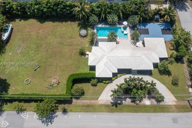 412 Ne 2nd Street, Pompano Beach
