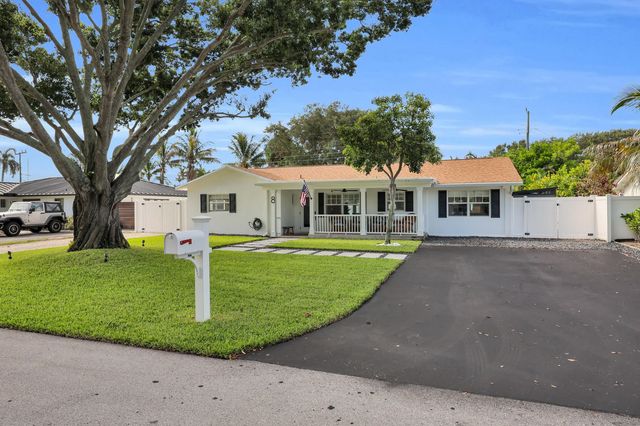2 of 46 - 8 Windsor Road W, Jupiter, FL