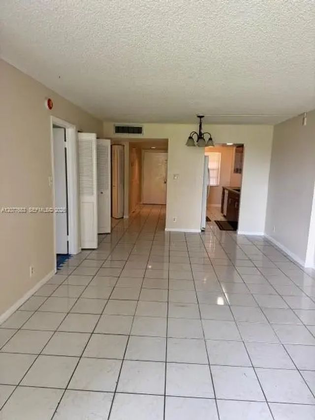 4 of 11 - 3361 Nw 47th Terrace #134, Lauderdale Lakes, FL