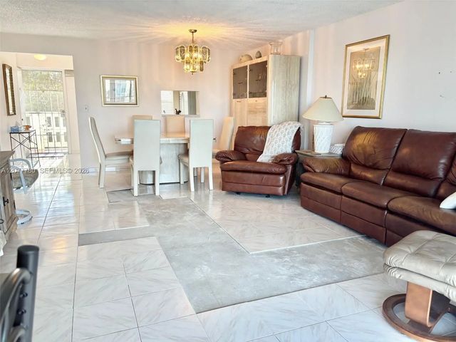 4 of 19 - 141 Se 3rd Avenue #402, Dania Beach, FL