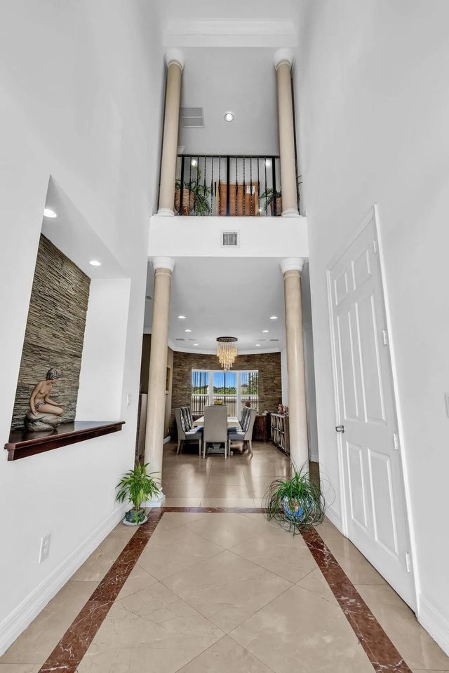 4 of 78 - 3521 Forest View Circle, Dania Beach, FL