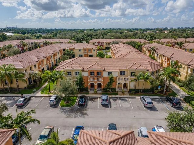 8922 Sw 18th Street, Miramar