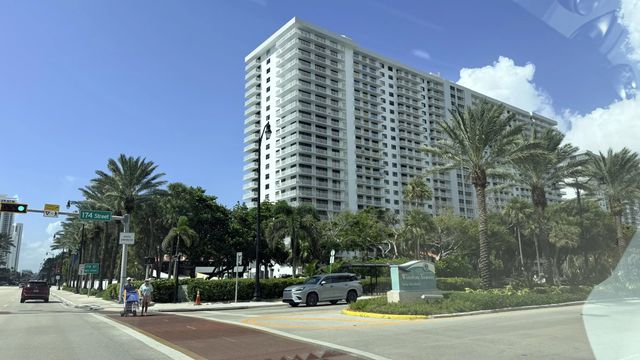 210 174th Street #1901, Sunny Isles Beach