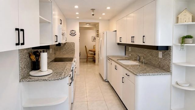 2 of 36 - 210 174th Street #1901, Sunny Isles Beach, FL