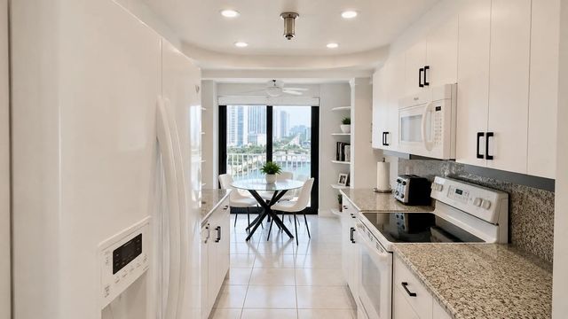 3 of 36 - 210 174th Street #1901, Sunny Isles Beach, FL