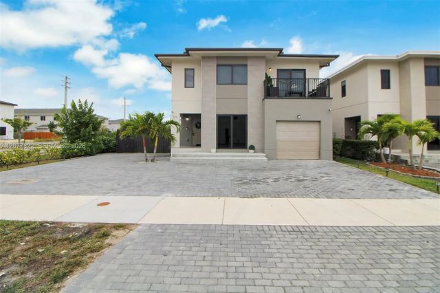 320 Nw 13th Court, Florida City
