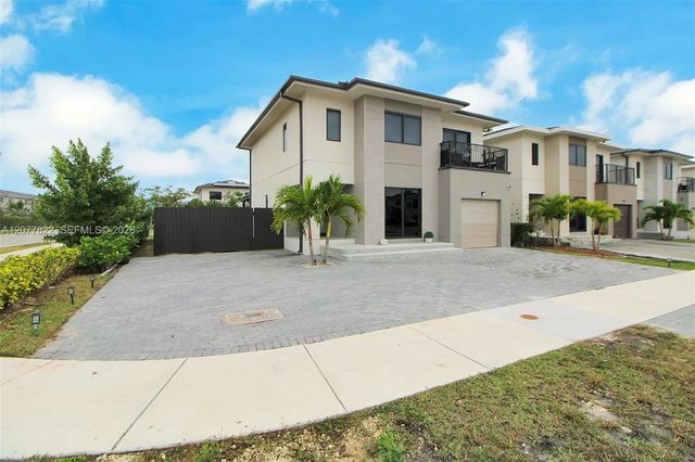 2 of 37 - 320 Nw 13th Court, Florida City, FL