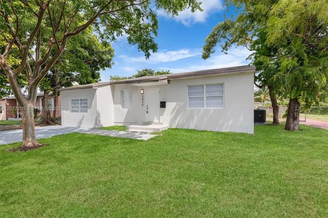3 of 27 - 2839 Mayo Street, Hollywood, FL