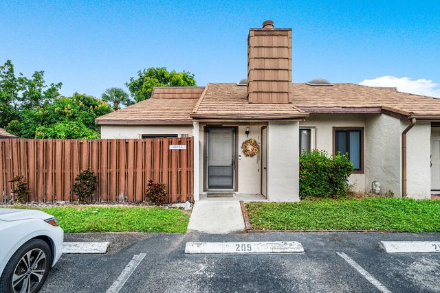 2 of 11 - 4012 Palm Bay Circle #a, West Palm Beach, FL