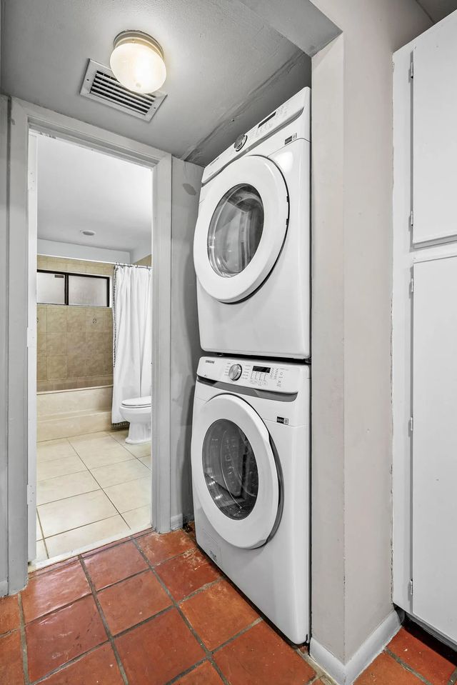 5 of 11 - 4012 Palm Bay Circle #a, West Palm Beach, FL