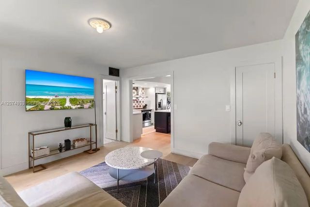 3 of 43 - 650 N Rio Vista Boulevard, Fort Lauderdale, FL