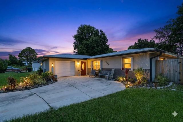 6605 Paso Robles Boulevard, Fort Pierce