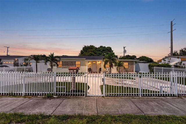 2 of 37 - 15850 Nw 18th Place, Miami Gardens, FL