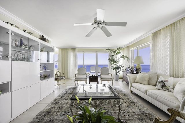 4 of 19 - 3900 N Ocean Drive #11h, Lauderdale-By-The-Sea, FL