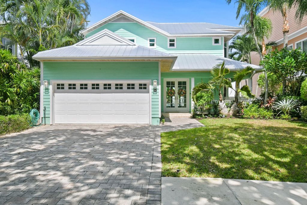 104 Intracoastal Circle, Tequesta