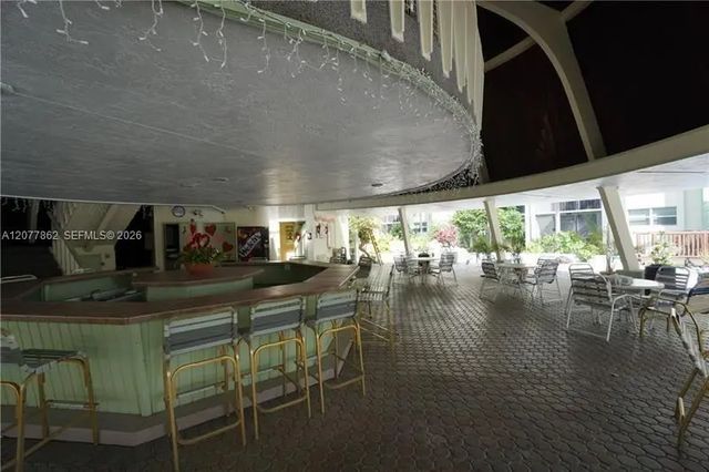 4 of 9 - 5321 Ne 24th Terrace #502a, Fort Lauderdale, FL
