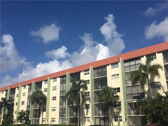 5 of 9 - 5321 Ne 24th Terrace #502a, Fort Lauderdale, FL