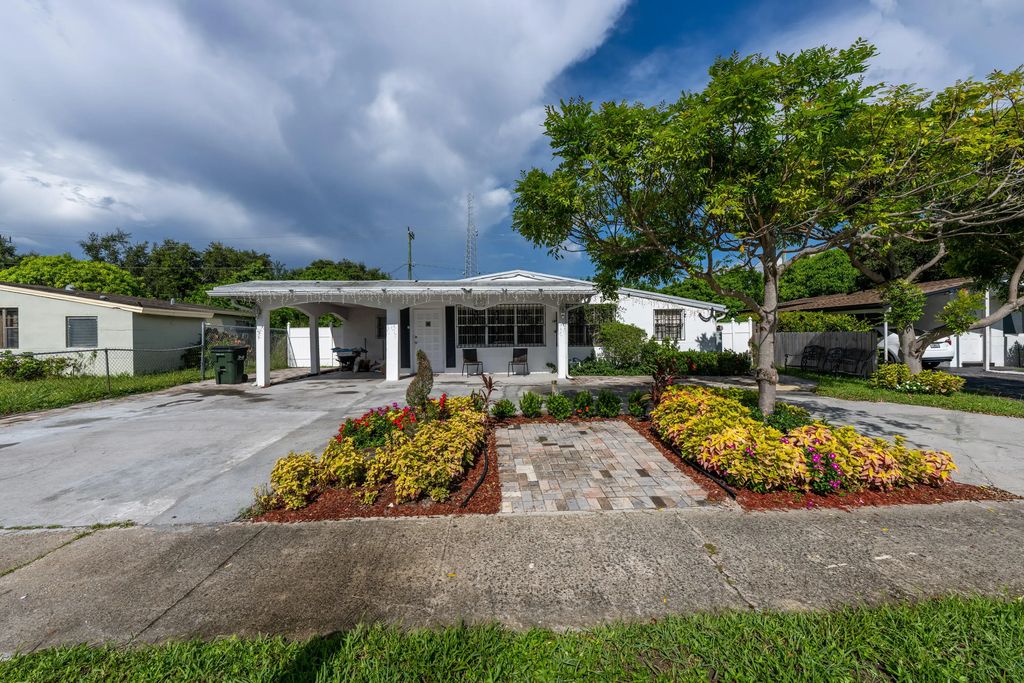 406 Sw 15th Terrace, Delray Beach